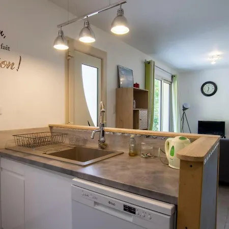 Holiday home **gite Cosy Avec Terrasses Et Jardin A 7 Km De Montignac, Equipe, Ideal Pour Explorer La Dordogne** - Fr-1-616-202 Auriac-du-Perigord