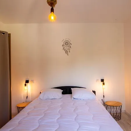 **gite Cosy Avec Terrasses Et Jardin A 7 Km De Montignac, Equipe, Ideal Pour Explorer La Dordogne** - Fr-1-616-202 Holiday home